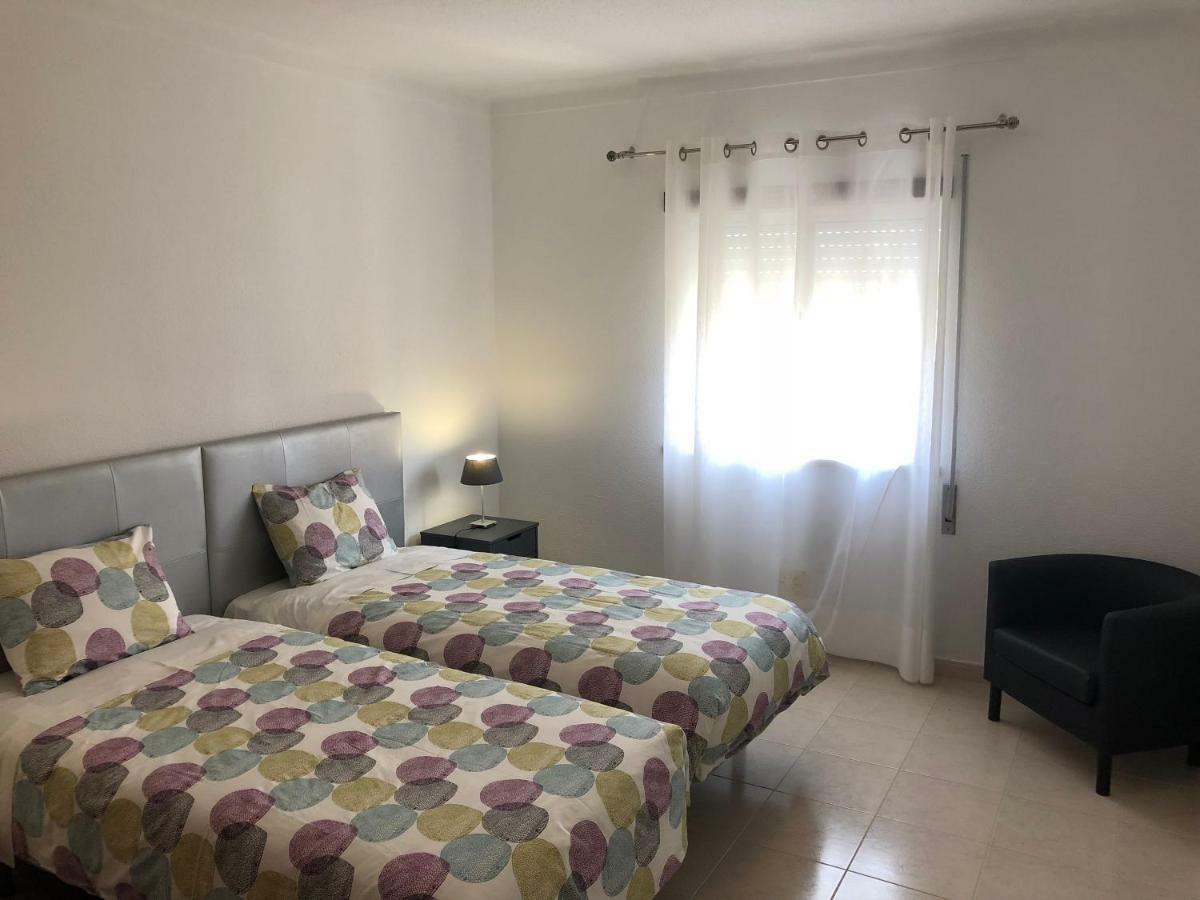 Olinda'S 2 Bedroom Apartment Lagos Kültér fotó